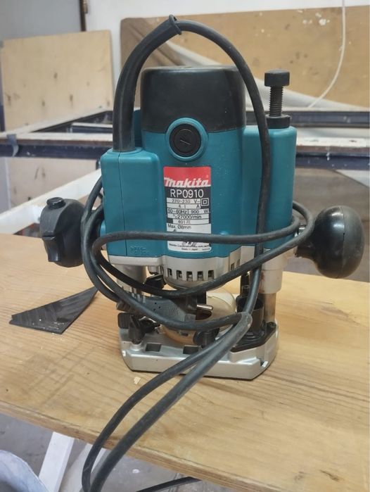 Продам электро инструменты