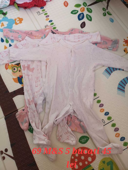 Lot Body Pijamale M&S cu sosete