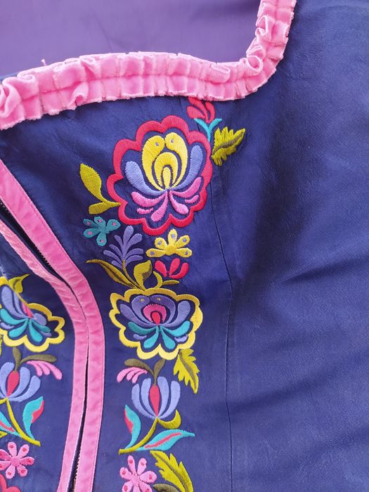 Vând bolero Oktoberfest