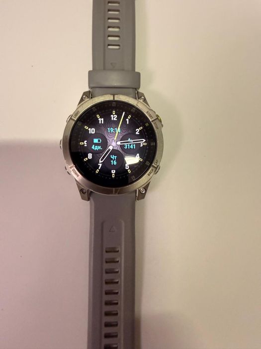 смарт-часы Garmin Epic