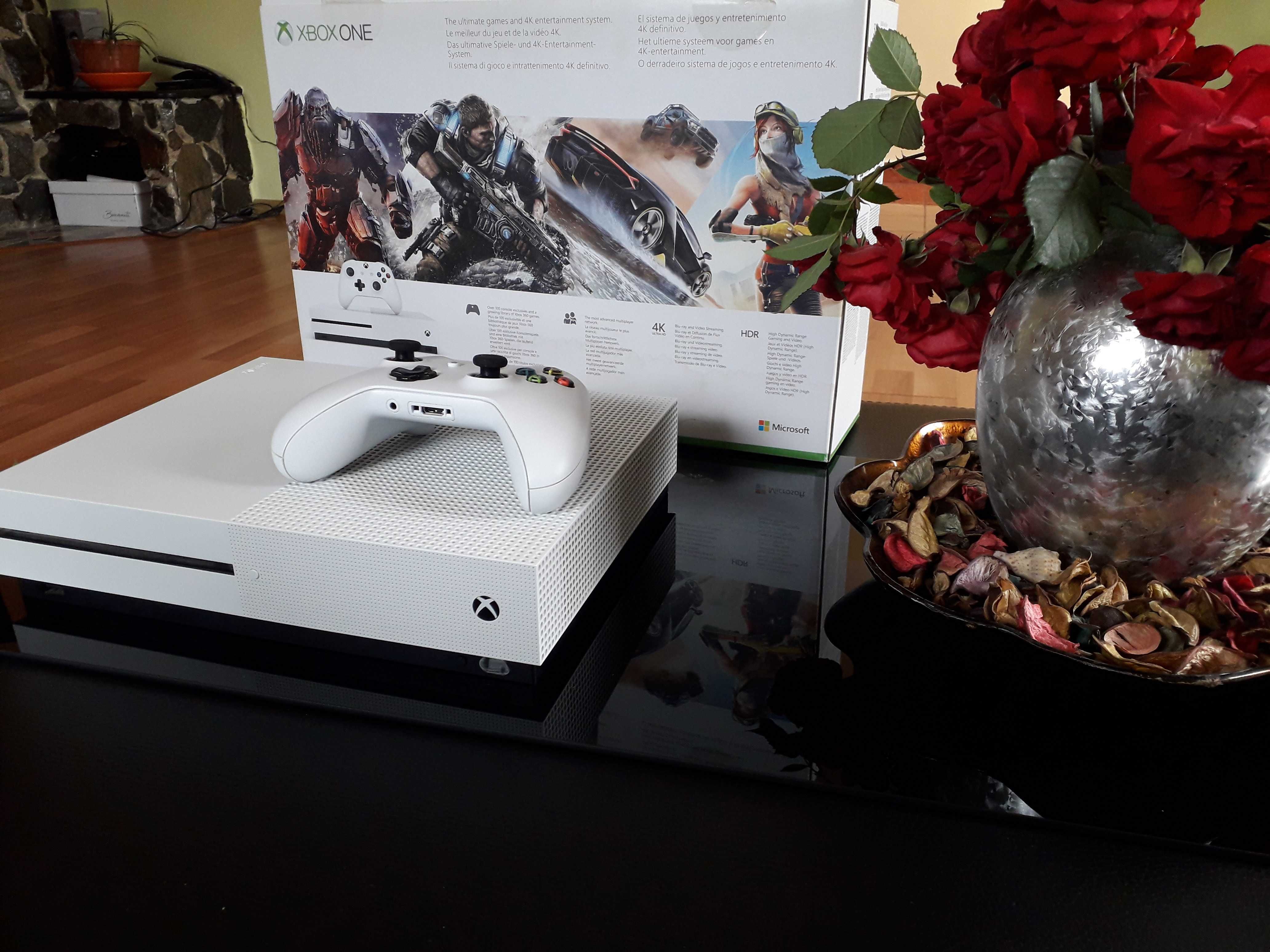 Consola Xbox One S Full Box +19 Jocuri