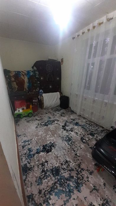 Uy sotiladi Navoiy viloyati zarafshon shahardan