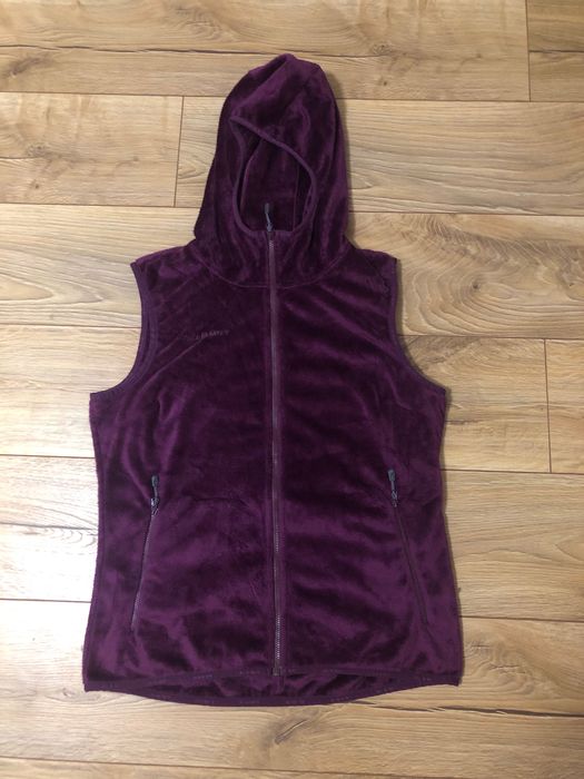 Mammut-vesta cu gluga , ca si Noua, tip bitos, pt dame, M