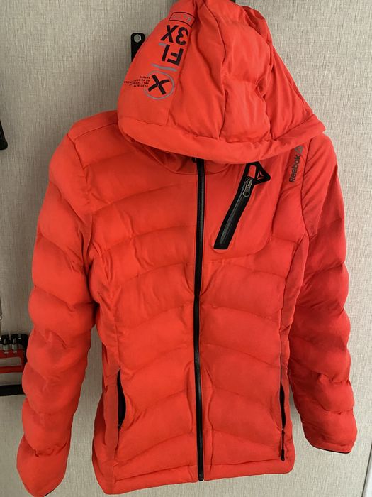 Зимняя женская куртка Reebok