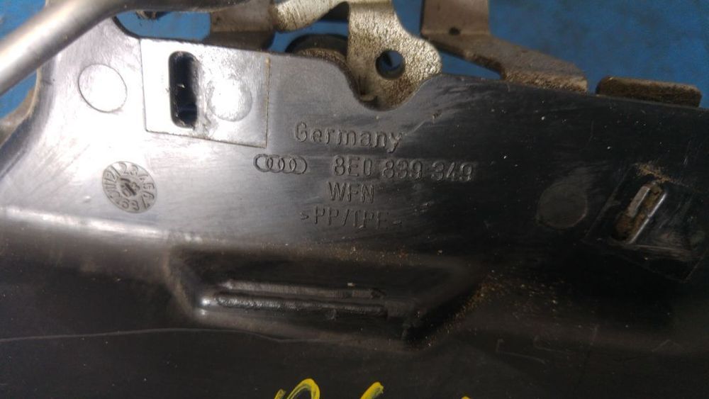 broasca iala usa stanga spate audi a4 b6 8e0839349