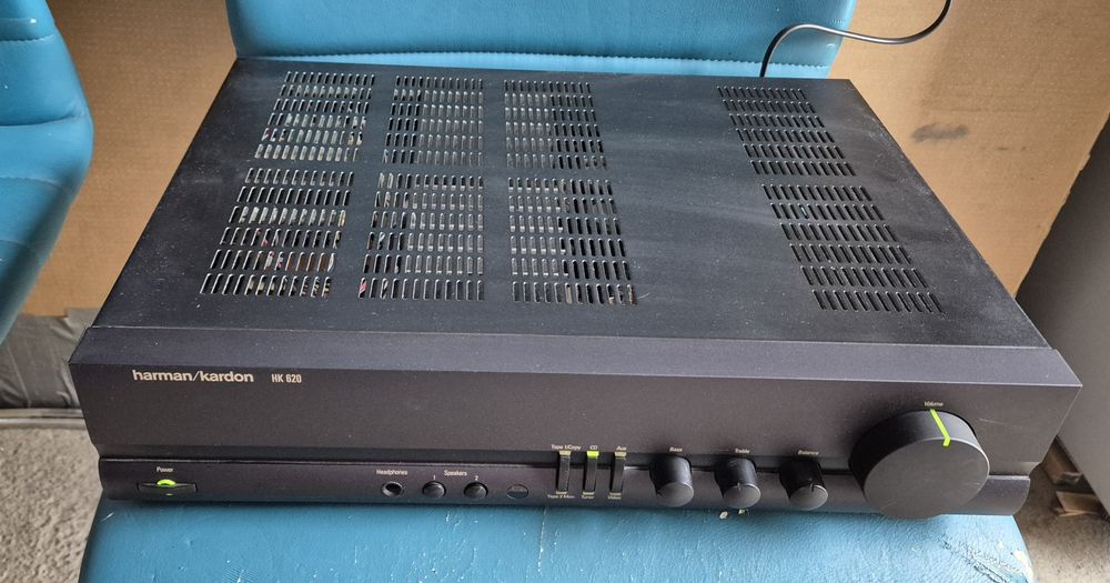 Интегриран усилвате Harman/Kardon HK620