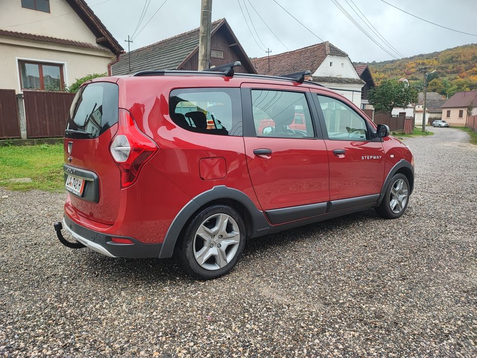 Dacia Lodgy Stepway 1.3 tce 130 cp 2021