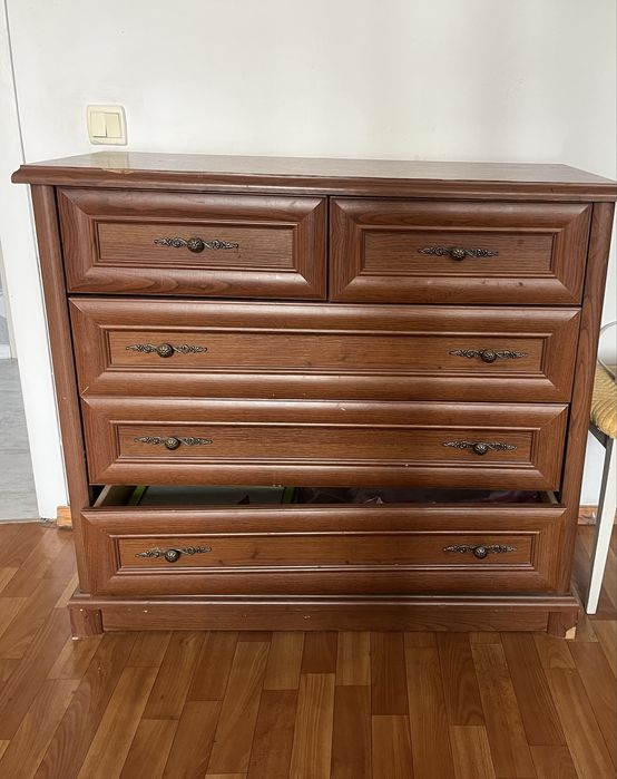 Спальный гарнитур