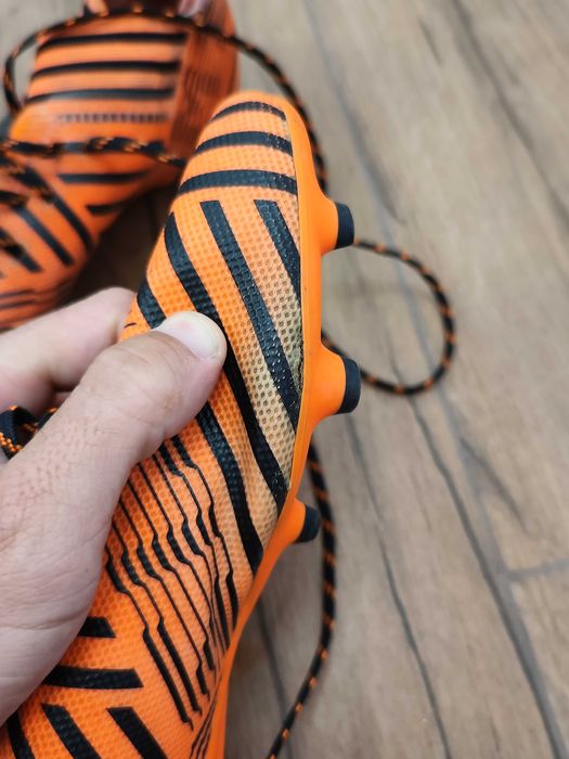 Футболни обувки Adidas Nemeziz