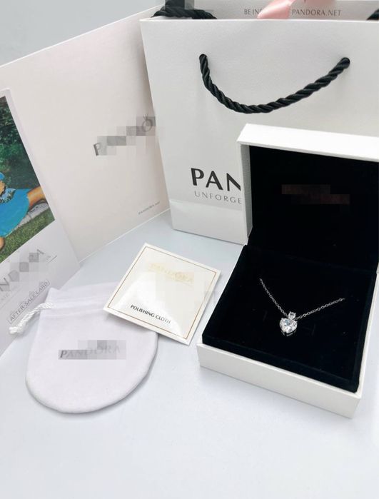 Подарочный набор, браслеты, кулоны, серьги