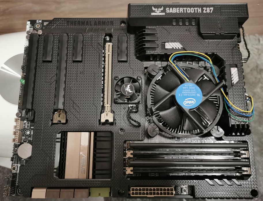 Kit Z87 Sabertooth i7 4770k delided 16G DDR3, 1333