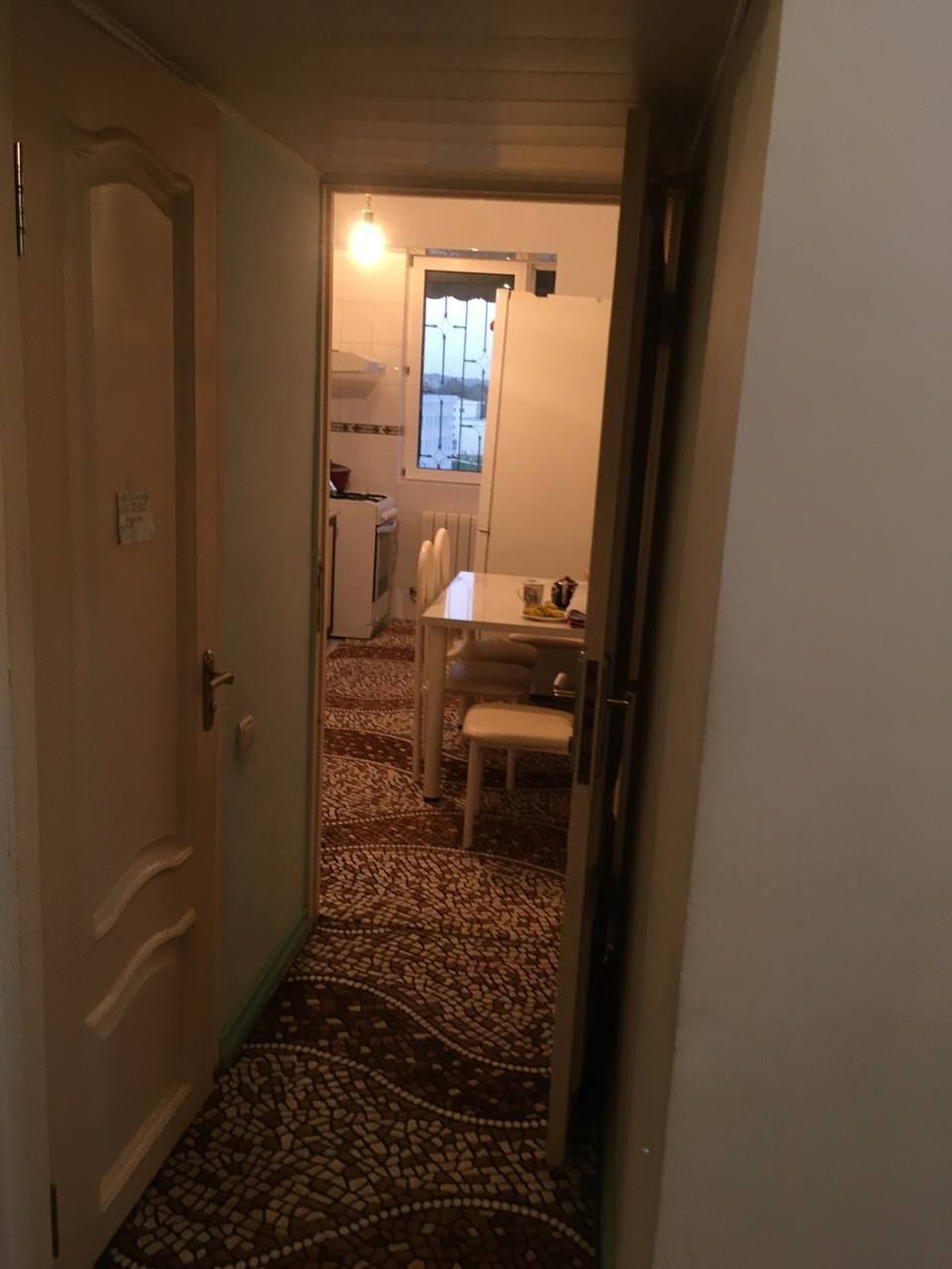 Darxonda 3 xonali kvartira sotiladi