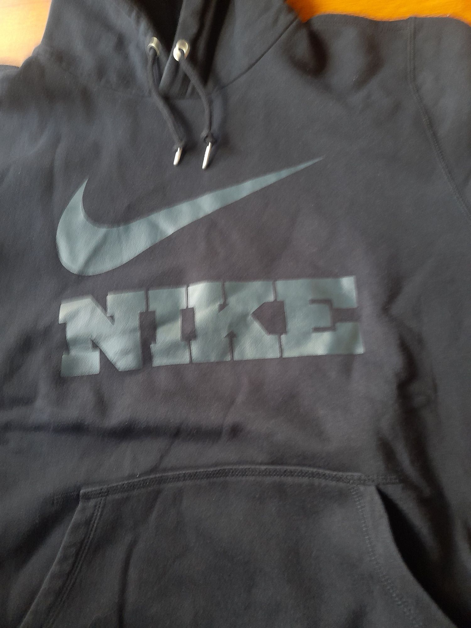 Nike мъжки Суитчър L размер.