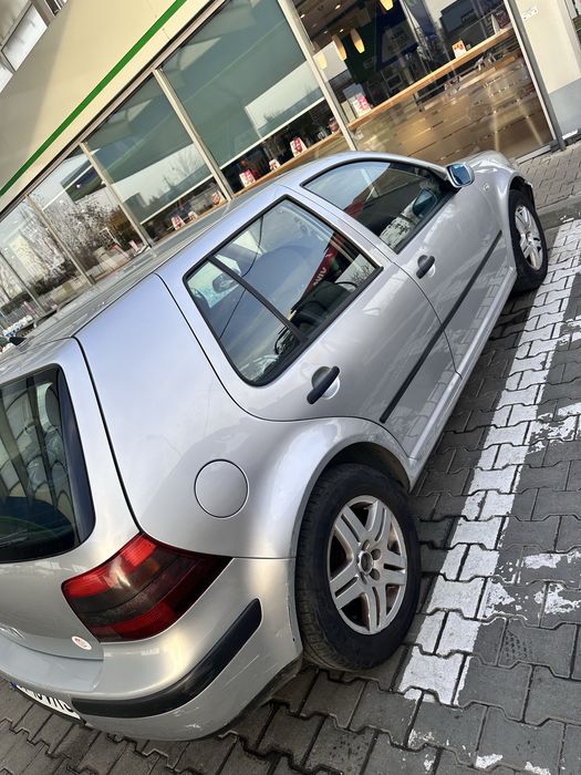 Volkswagen Golf 4 motor 1.4 benzină