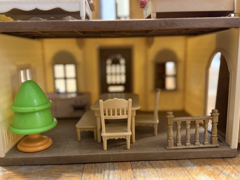 Căsuță de păpuși Sylvanians