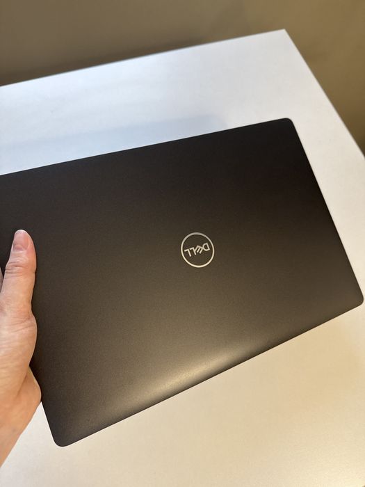 Ноутбук Dell Latitude 5300 | Бизнес модель