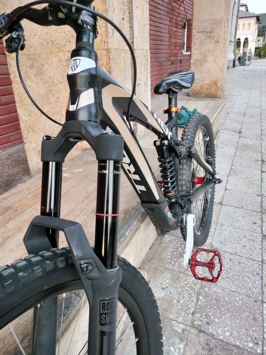 Vand Trek Scratch 8