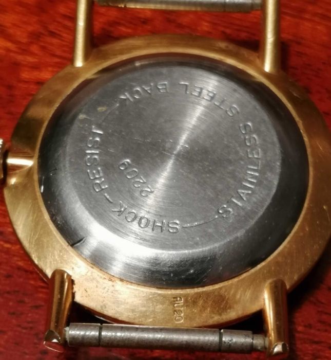 Ceas suflat cu aur Vostok