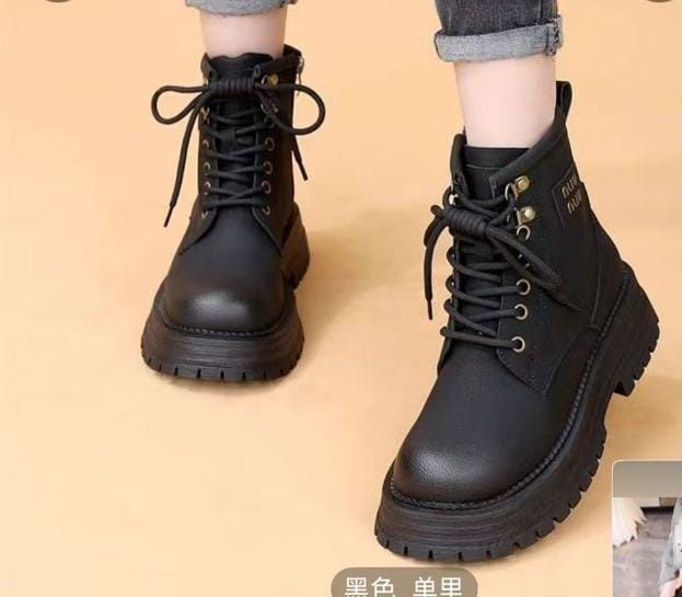 Осенный ботинка сатылады