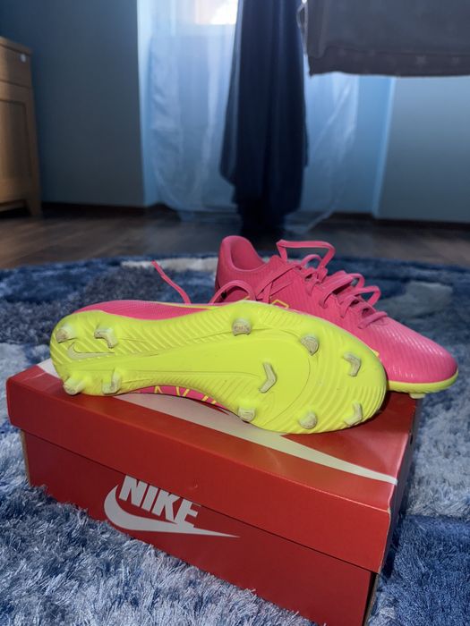 Mercurial Vapor 16 Academy