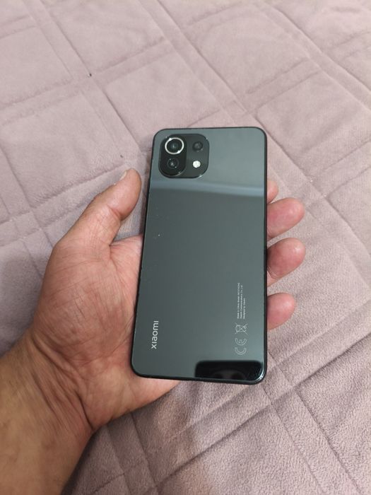 Продам mi 11 lite.