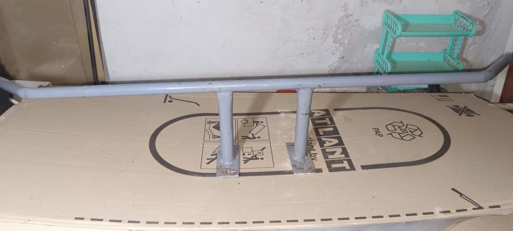 Продам турник сомодельный длина 138см адр 5мкрм