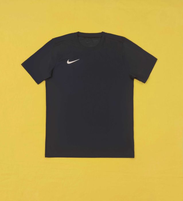 Tricou sport Nike Regular