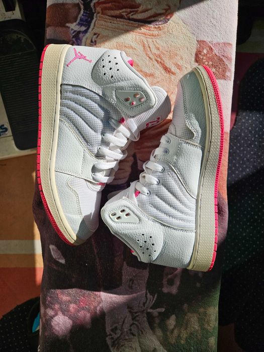 Дамски маратонки Air Jordan 1 номер 40
