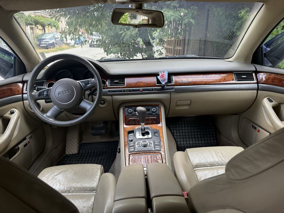 Audi A8 4.2   LPG