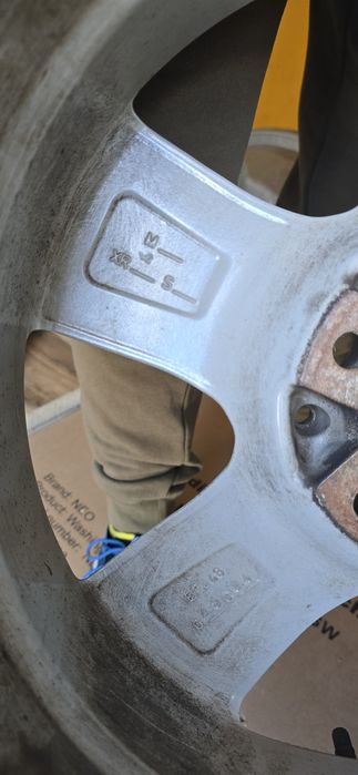 Джанти "17" на MERCEDES  с зимни гуми