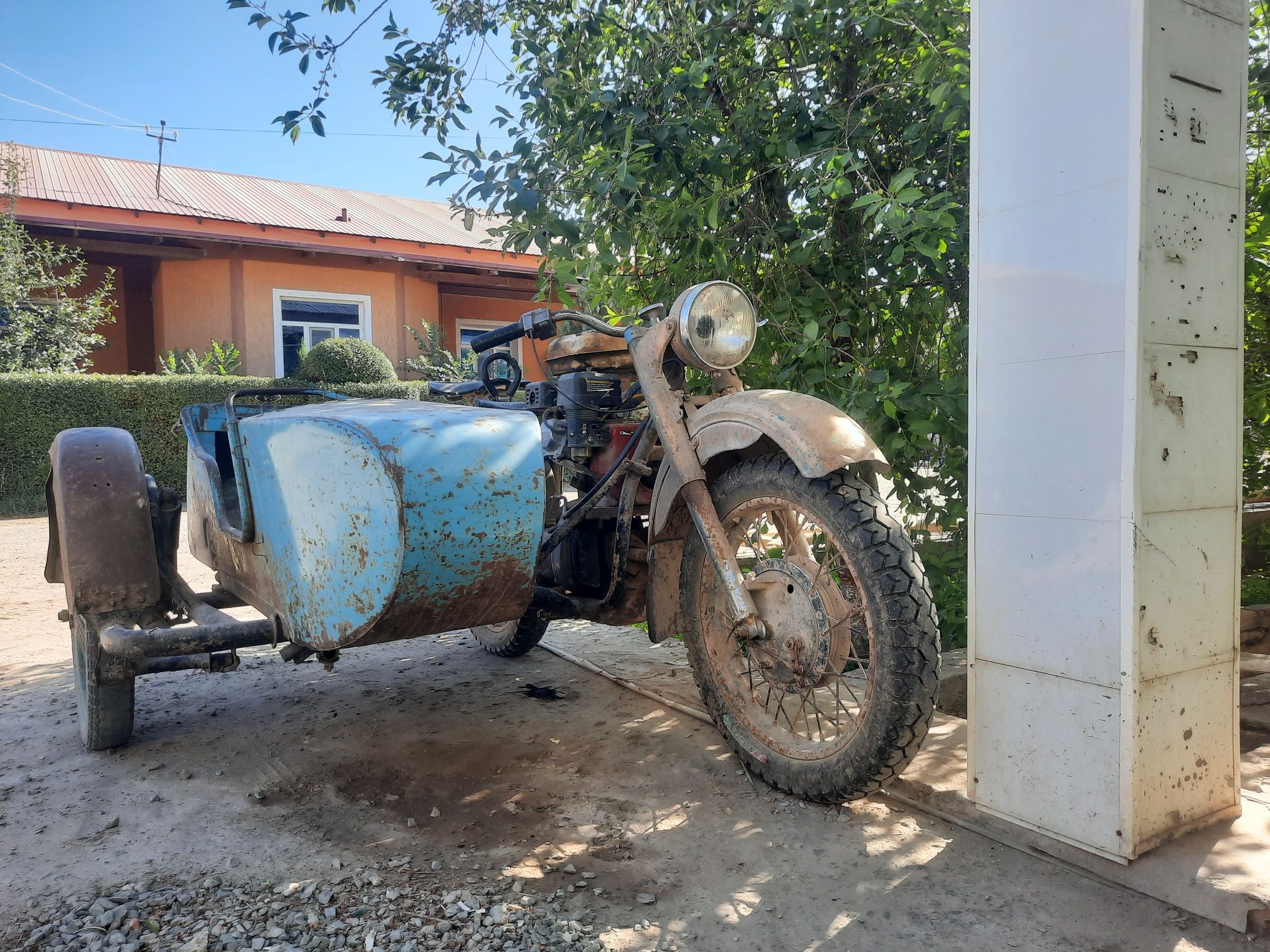 Ural matti qraskasi kami bir dono balonlari paket