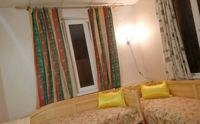 Дава се под наем Едностаен апартамент в Бургас, Център - 35 кв.м за 150 € - Снимка #1