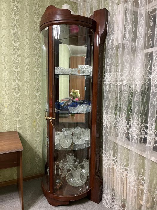 Барная стойкая для посуды