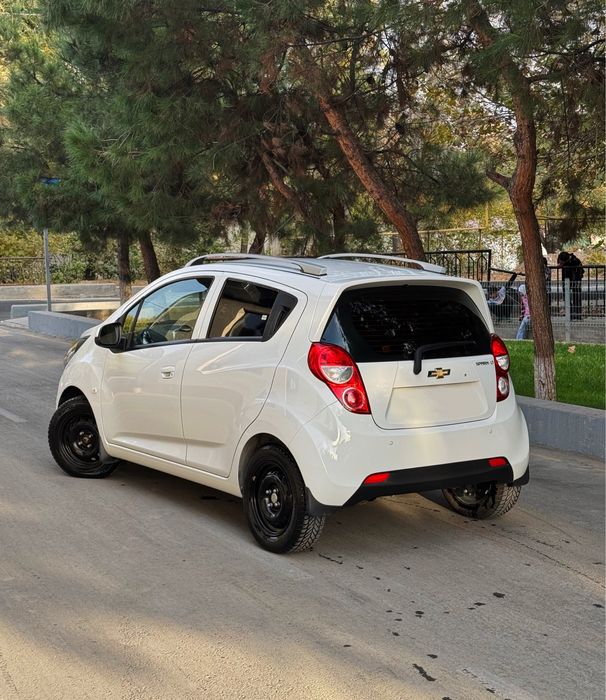 Chevrolet Spark 4-позиция