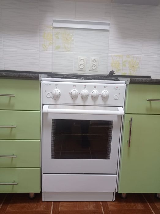 Газ плита в хорошем состоянии