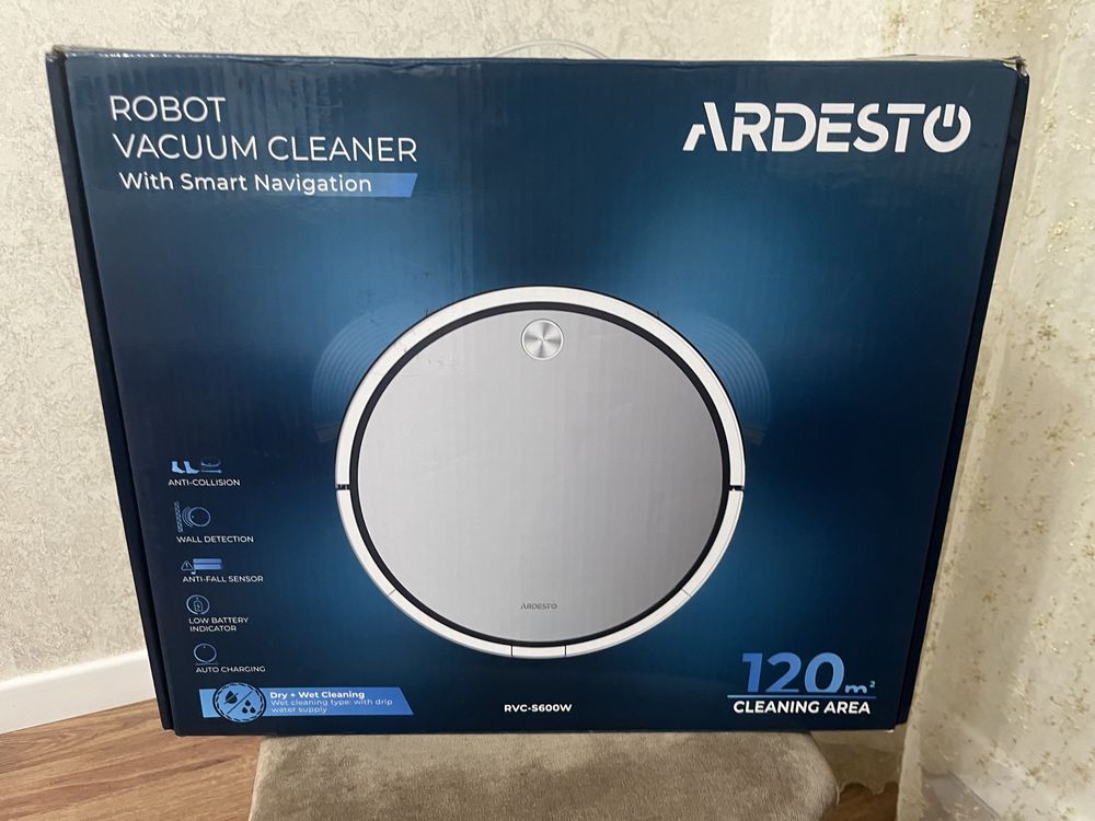Робот пылесос Ardesto RVC-S600W