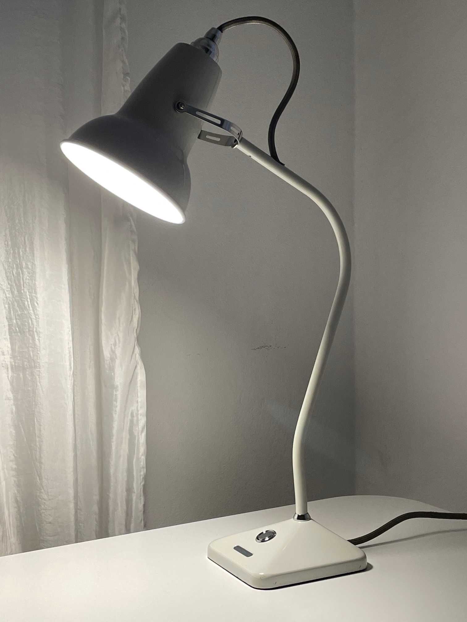 Lampa / veioza Anglepoise 1227 MINI, design George Carwardine