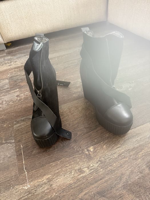 Чисто НОВИ боти от естествен велур