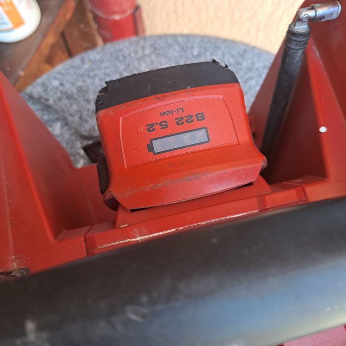 Radio Hilti Bluetooth +Acumulator