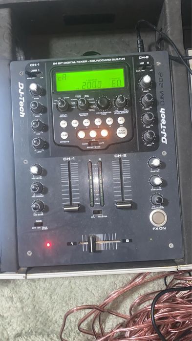 Dj tech in perfecta stare
