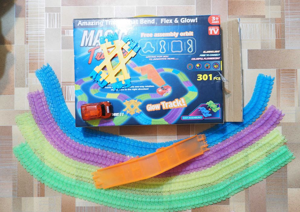 Гибкий гоночный трек (светится в темноте)