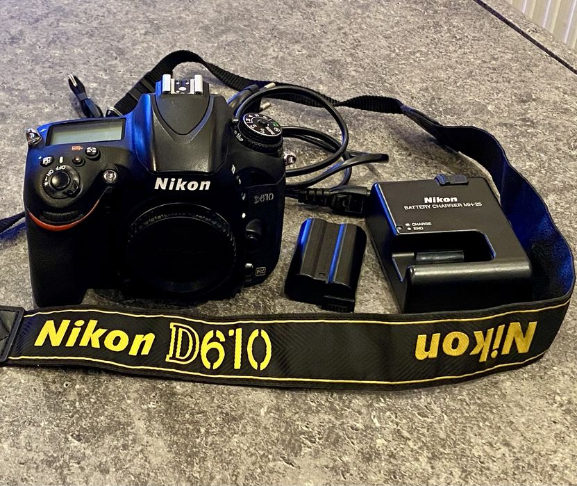 Nikon D610 DSLR Body