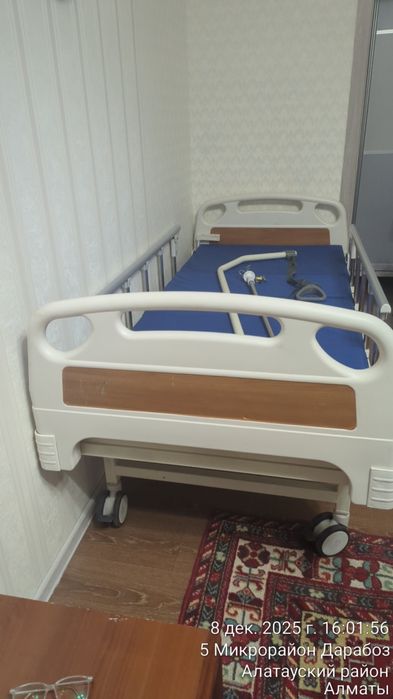 Кровать медицинская с электрическим приводом