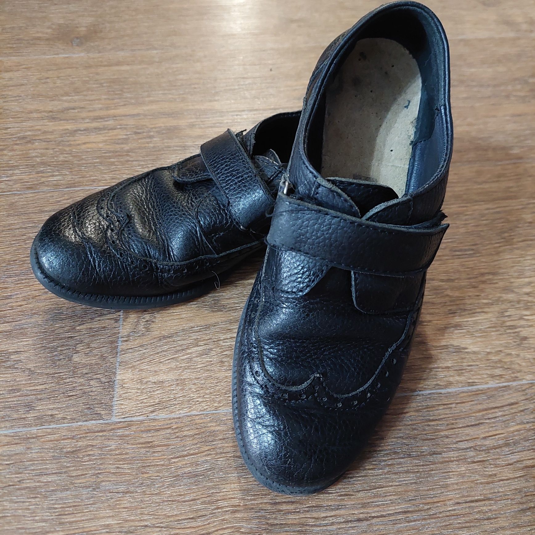 Продам туфли 34р