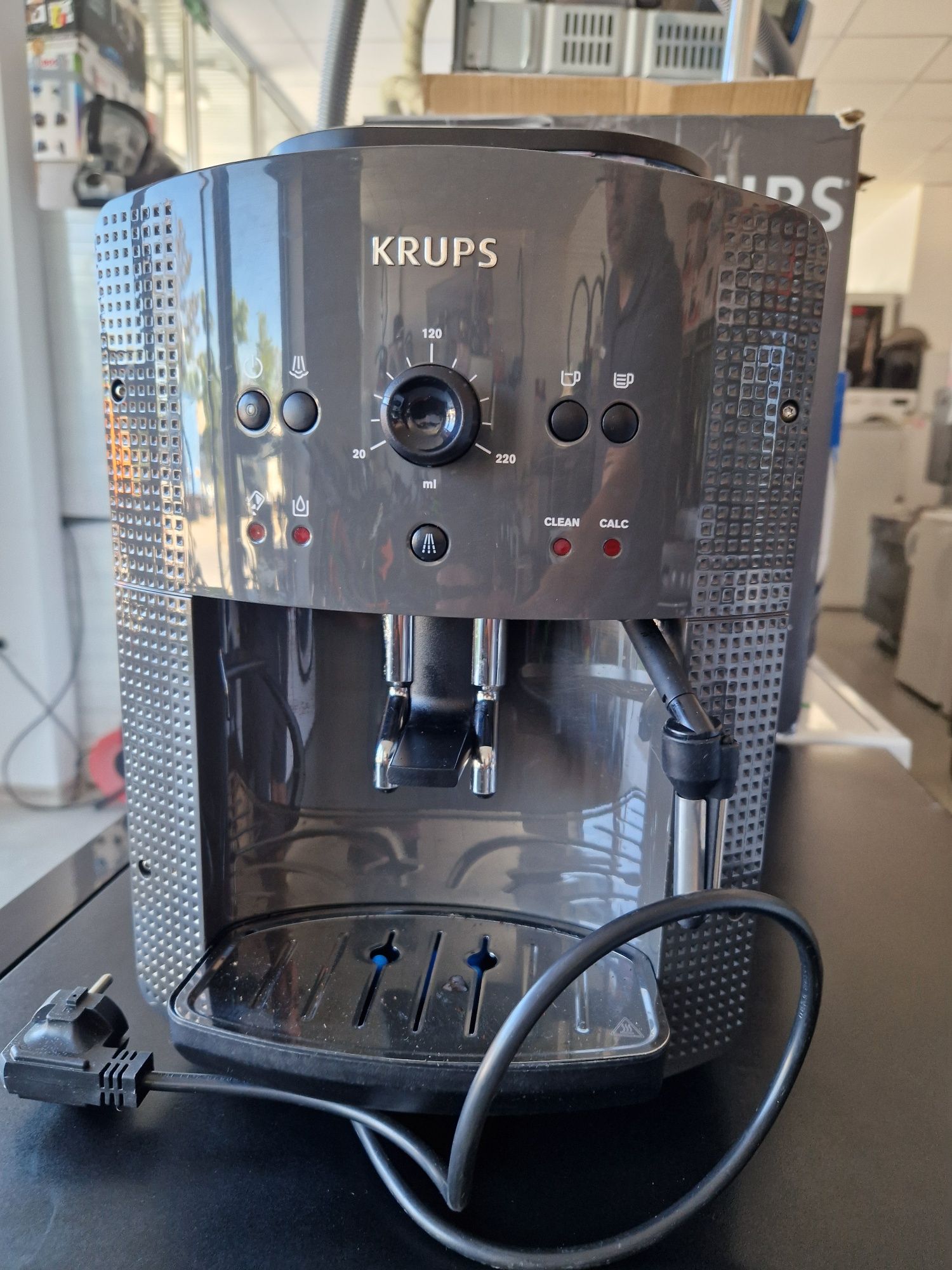 Кафе машина Робот KRUPS Essential