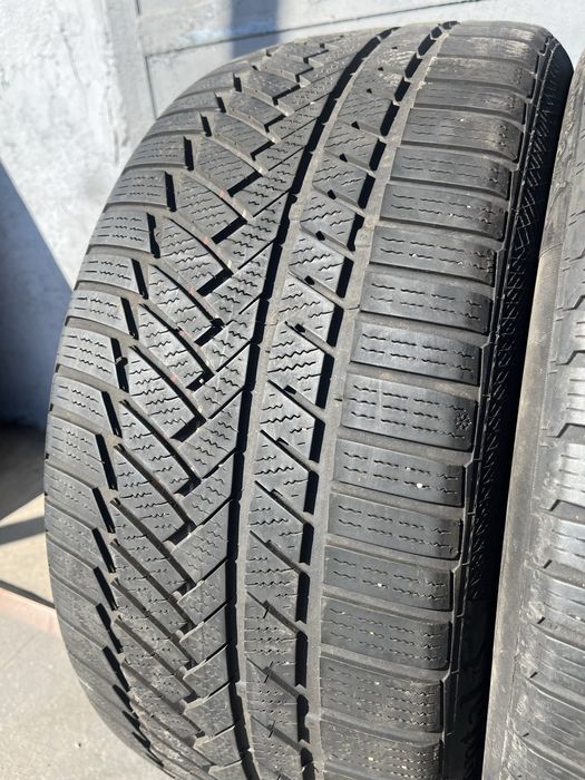 2 бр. зимни гуми 255/40/19 Continental MO DOT 4120 5-5,5 mm