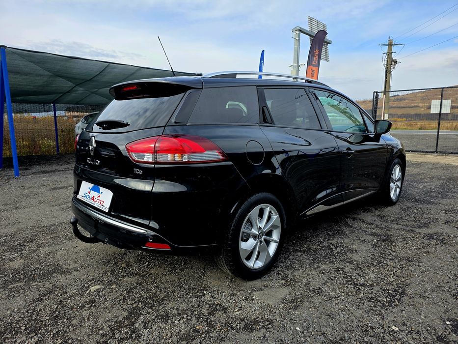 Renault Clio Limited 0.9tce Model 2017 143000km