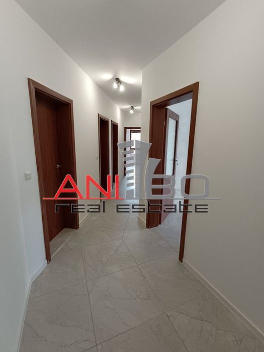 Продава се Тристаен апартамент в Варна, м-т Траката - 100 кв.м за 2280 €/кв.м - Снимка #9