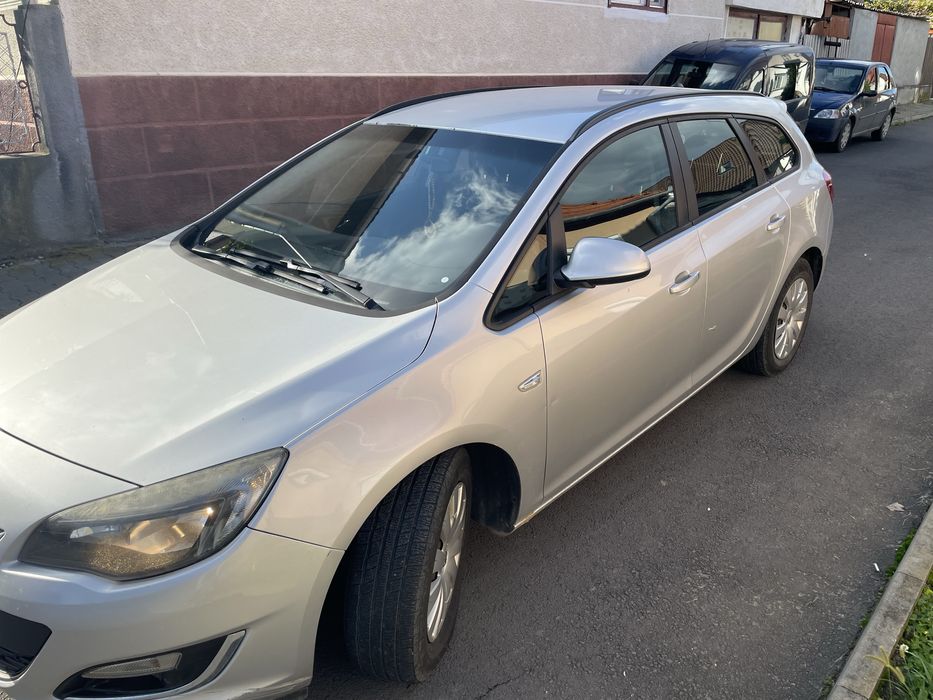 Opel astra sports tourer