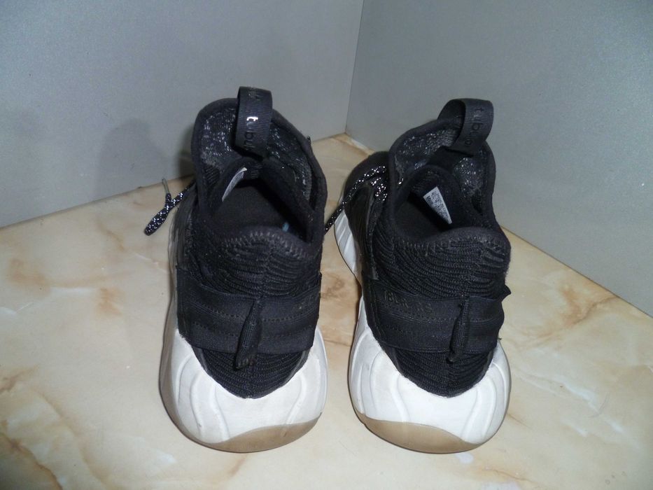 ADIDAS маратонки №42